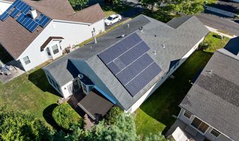 15 Five Bridges Ct, Barnegat, NJ 08005