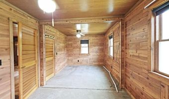 1904 W 19th Ave, Arkdale, WI 54613