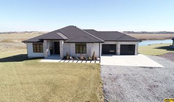 18228 London Ave, Beatrice, NE 68310