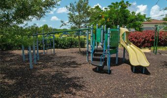 178 MAGNETA Loop, Auburndale, FL 33823