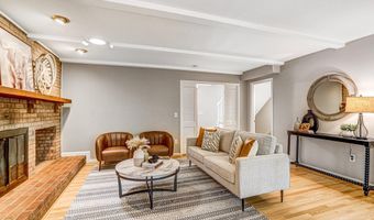 8402 CAMDEN St, Alexandria, VA 22308