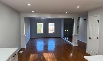 5623 GLENWOOD MEWS Dr, Alexandria, VA 22315