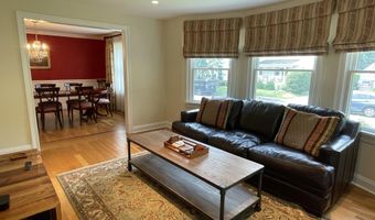 34 Suburban Ave, Cos Cob, CT 06807
