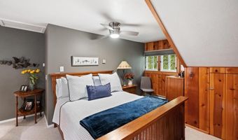 9093 Lake St, Alanson, MI 49706