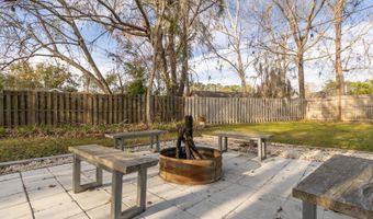 6142 NW 111TH Pl, Alachua, FL 32615