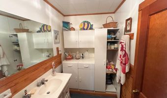 56 Red Gate Ln, Acton, ME 04001