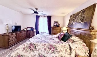 111 W Lee St, Aurora, MO 65605