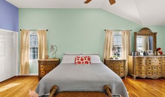 20 Cannonball Dr, Barnegat, NJ 08005