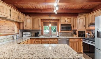 14 Barker Ave, Warren, RI 02885