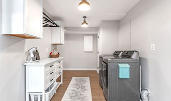 11 Pequot Ln, Hopkinton, RI 02804