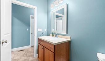 38 Harvest Hill Ln 38, Auburn, ME 04210