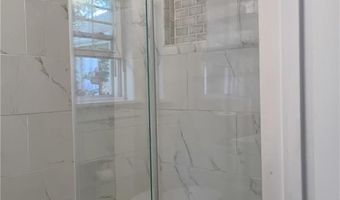 69 Delwood Rd, Warwick, RI 02889