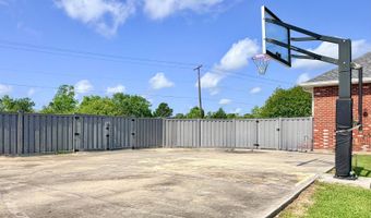 600 Techeview Dr, Berwick, LA 70342