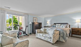 111 Harrison Ave B4, Newport, RI 02840