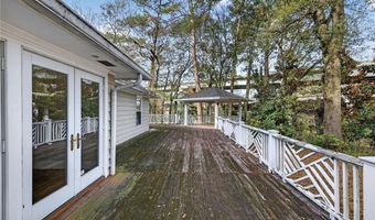 1040 Lindridge Dr NE, Atlanta, GA 30324