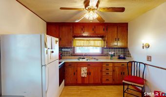 137 Brook St, Bristol, CT 06010