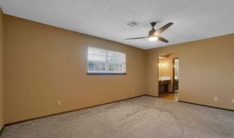 404 Comanche Trl, Altus, OK 73521