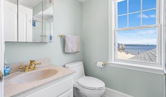 379 Bayshore Dr, Barnegat, NJ 08005