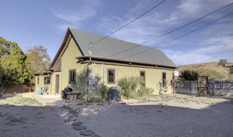 405 W Avenue E, Alpine, TX 79830