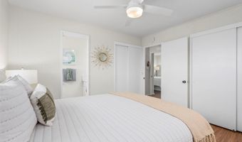 98-1794 Kupukupu St, Aiea, HI 96701