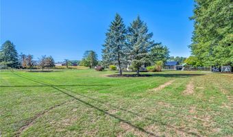 4829 Laubert Rd, Atwater, OH 44201