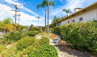 2357 Royal Crst, Escondido, CA 92025