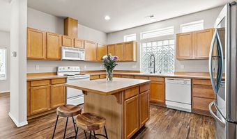 935 67th St SE, Auburn, WA 98092