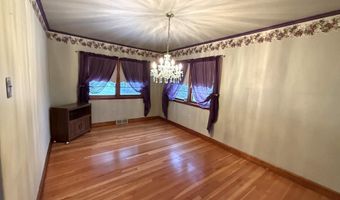 7892 OLD 101 Rd, Armstrong Creek, WI 54103