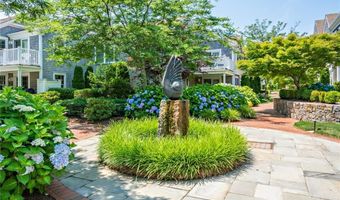 20 Narragansett Ave 602, Narragansett, RI 02882