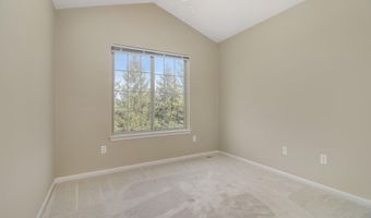 5974 Versailles Ave E, Ann Arbor, MI 48103