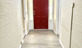 206 Henry M Turner St, Abbeville, SC 29620