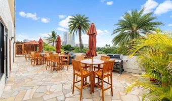 2045 Kalakaua Ave 1607, Honolulu, HI 96815