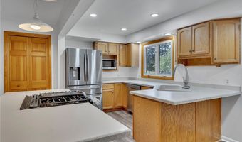 22 Franklin Dr, Angola, NY 14006