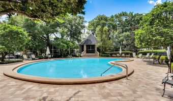 1055 KENSINGTON PARK Dr 205, Altamonte Springs, FL 32714