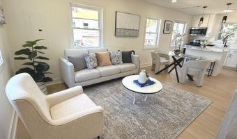 5805 BLAINE Dr, Alexandria, VA 22303