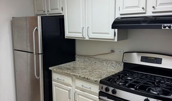 10524 WEYMOUTH St W-1, Bethesda, MD 20814