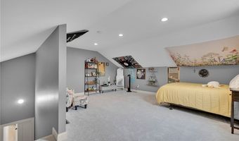 22 Deer View Dr, Akron, NY 14001