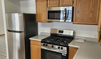 890 STOVALL Ave, Bosque Farms, NM 87068