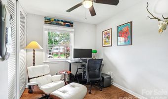 3330 Woodleaf Rd, Charlotte, NC 28205