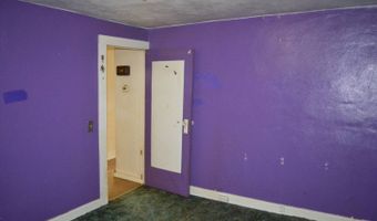 28 N. Third St, Albion, IL 62806