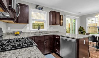 1215 Pauline Trail Dr, Arden, NC 28704
