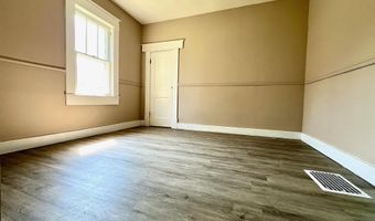 1208 9th St, Bedford, IN 47421