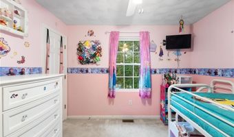 38 Audubon Ln, Coventry, RI 02831