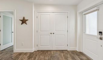 865 N SHORE Dr, Anna Maria, FL 34216