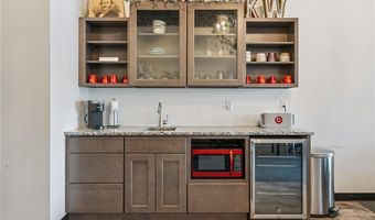 211 E Main, Anamosa, IA 52205