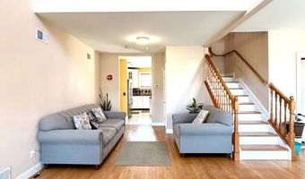 33 Livingston Ave, Avenel, NJ 07001