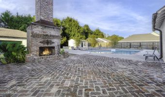 9324 Forest Rd, Abbeville, LA 70510