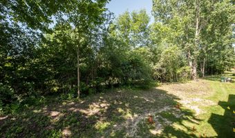 128 Ponds View Dr, Ann Arbor, MI 48103