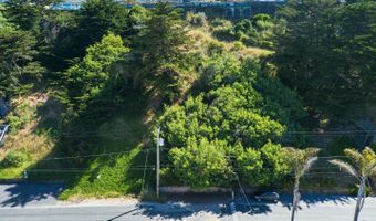 534 Beach Dr, Aptos, CA 95003