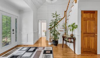 155 Stony Creek Rd, Branford, CT 06405